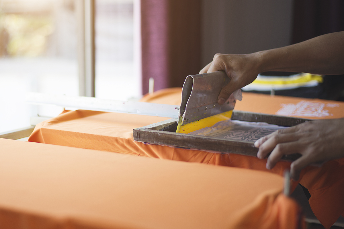 Estampas que Duram: Dicas Essenciais para Aumentar a Longevidade com a Linha Auxiliar BLK Químicos